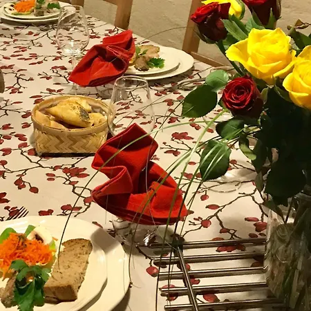 Le Nid De Cigognes 3*